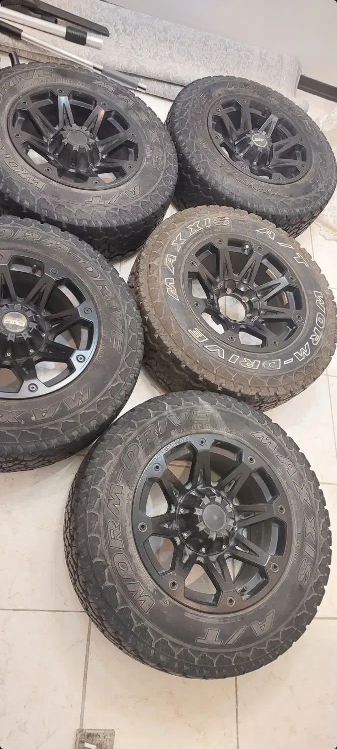 رینگ نیسان پیکاپ رونیز پاترول شیش پیچ|قطعات یدکی و لوازم جانبی|پردیس, فاز ۸|دیوار