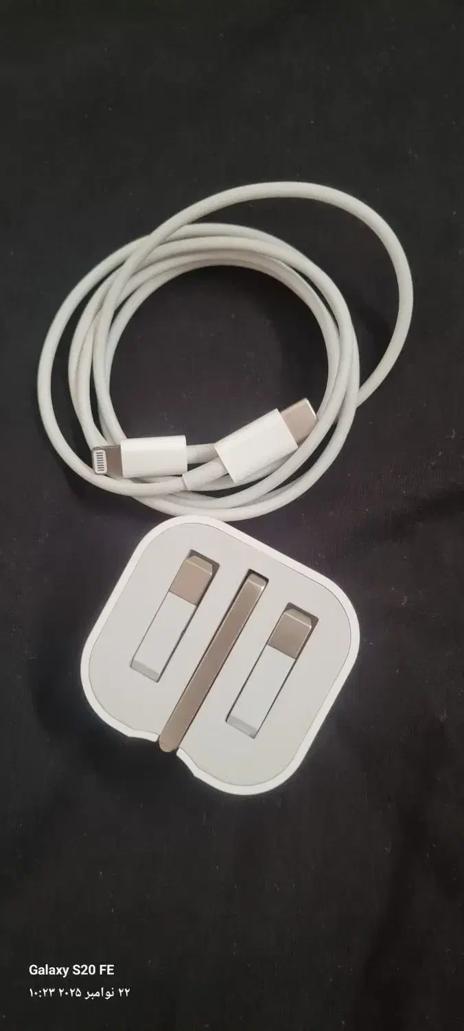شارژر فابریکی آیفون ۲۰وات اورجینال|لوازم جانبی موبایل و تبلت|شیراز, شهرک ایثار|دیوار