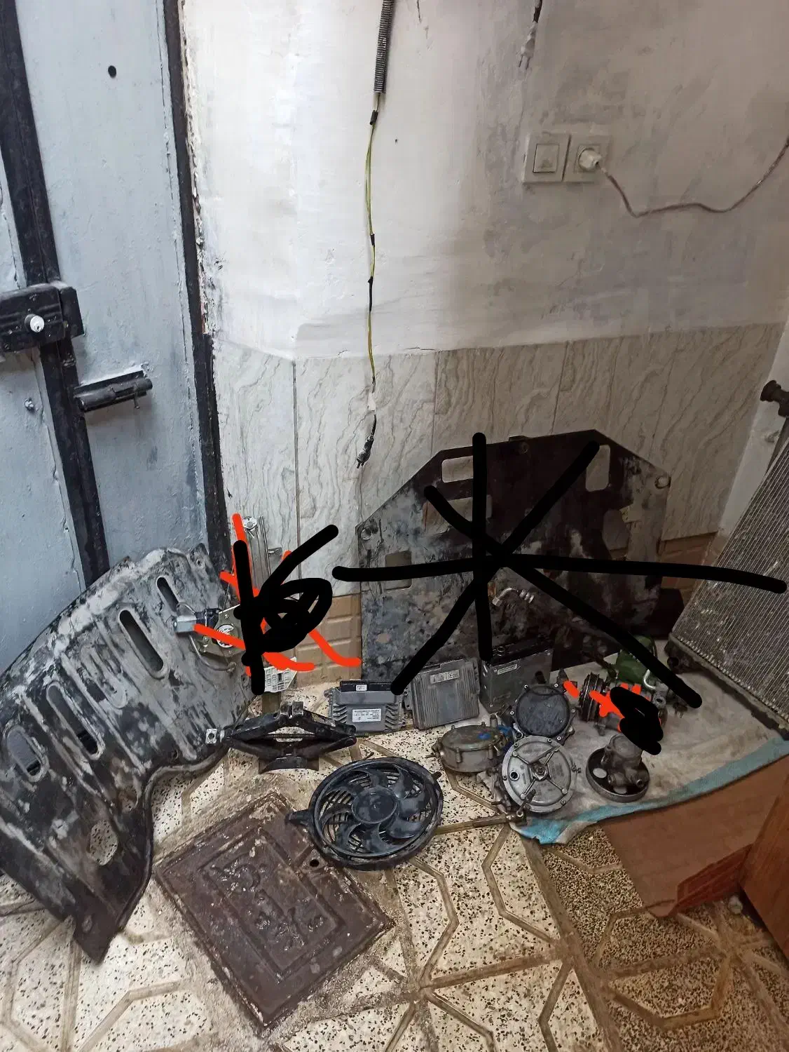 لوازم خودرو کامپیوتر.سینی.لیگلاتور.سیستم.فن رادیات|قطعات یدکی و لوازم جانبی|مشهد, طبرسی شمالی|دیوار