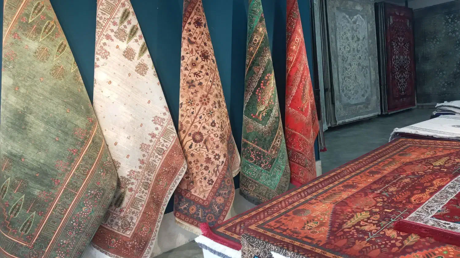 ابیک، قزوین|فرش|آبیک, |دیوار