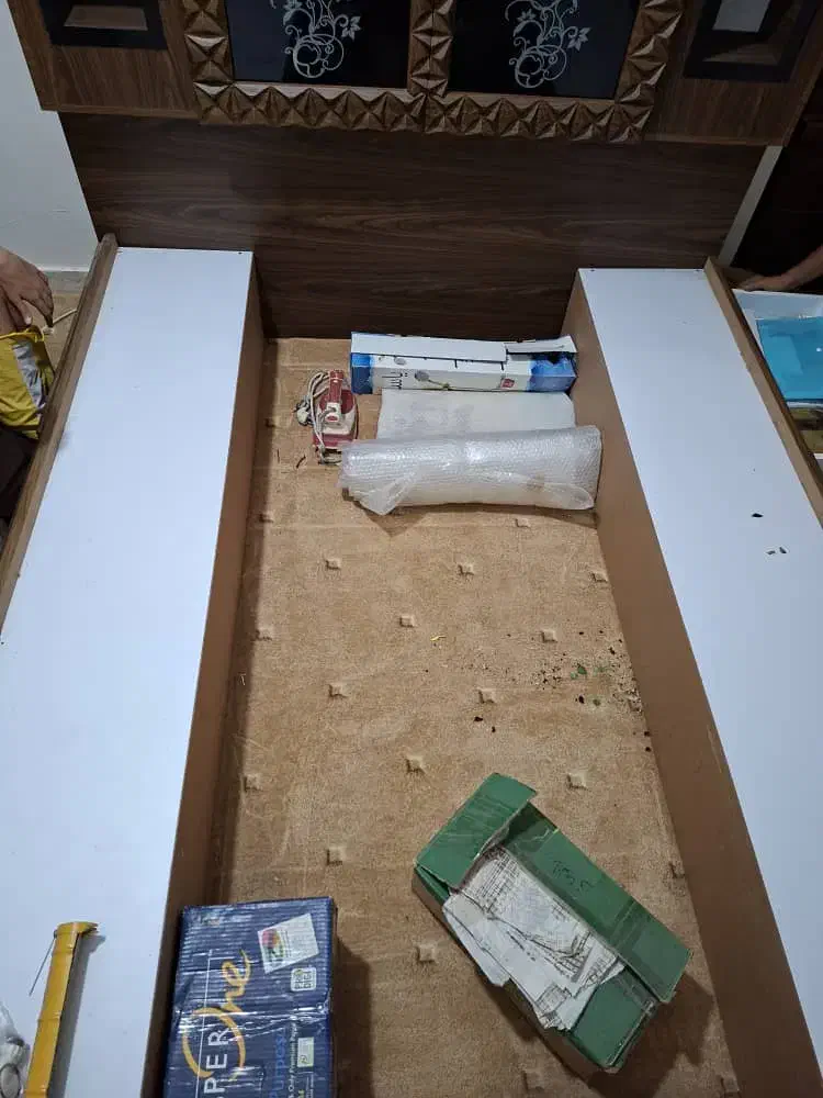 تخت خواب خواب دو نفره با میزتوالت|تخت و سرویس خواب|اندیشه, شهرک کوثر|دیوار