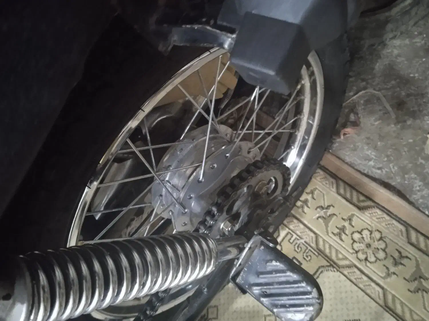 موتورسیکلت مزایده شافت وقلاف دنده های شکسته|موتورسیکلت|قروه, |دیوار