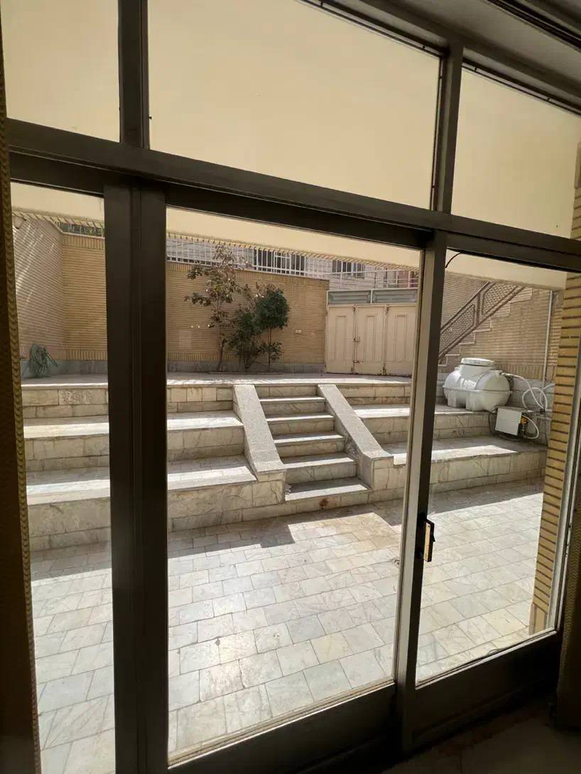 راه مجزا۱۵۰ متری رباط سوم مطهری|اجارهٔ آپارتمان|اصفهان, ملکشهر|دیوار