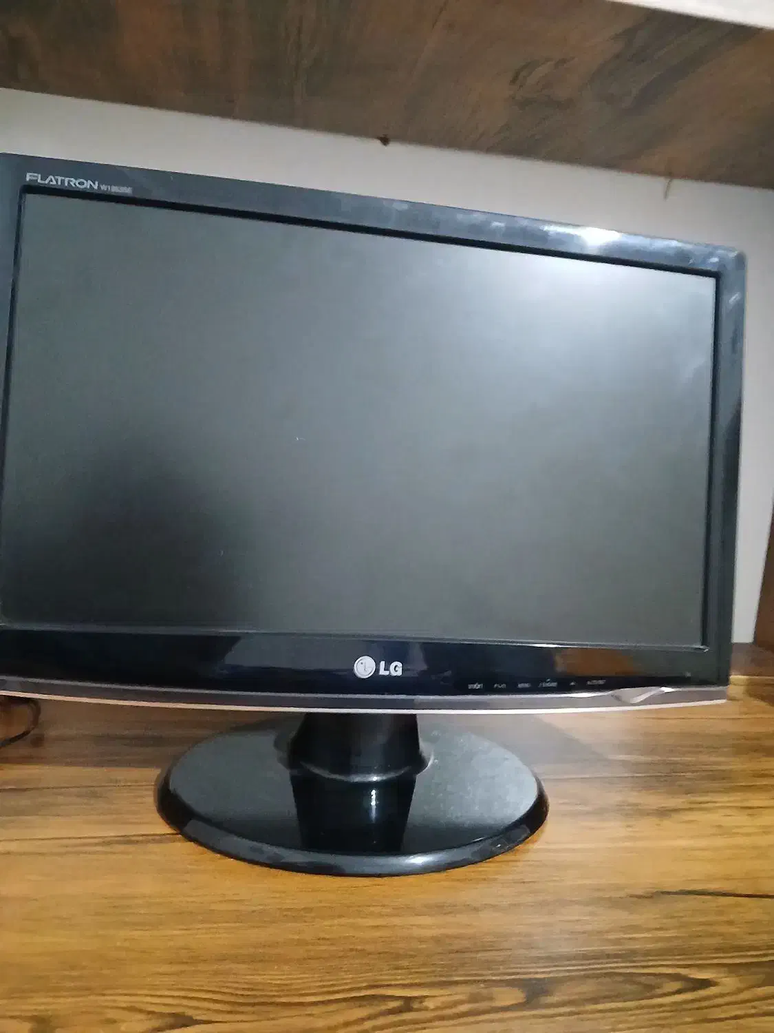 مانیتور ال جی ۱۹ اینچ|قطعات و لوازم جانبی رایانه|قدس, شهر‌قدس|دیوار