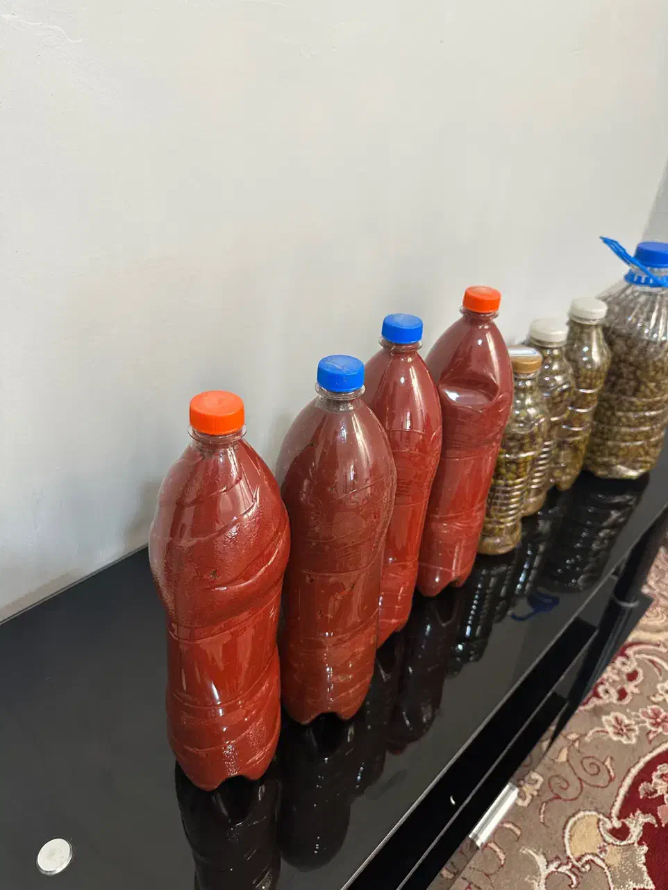 رب گوجه ارگانیک خانگی و ترشی بنه|خوردنی و آشامیدنی|شیراز, شهرک فرهنگیان|دیوار