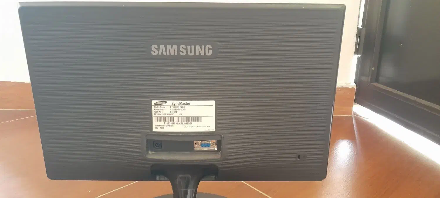 مانیتور سامسونگ|قطعات و لوازم جانبی رایانه|چالوس, |دیوار