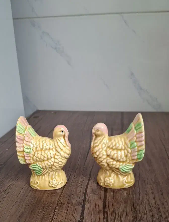 جاتخم مرغی چینی مجسمه دکوری بوقلمو آبلیمو خوری|مجسمه، تندیس، ماکت|ری, دولتآباد|دیوار