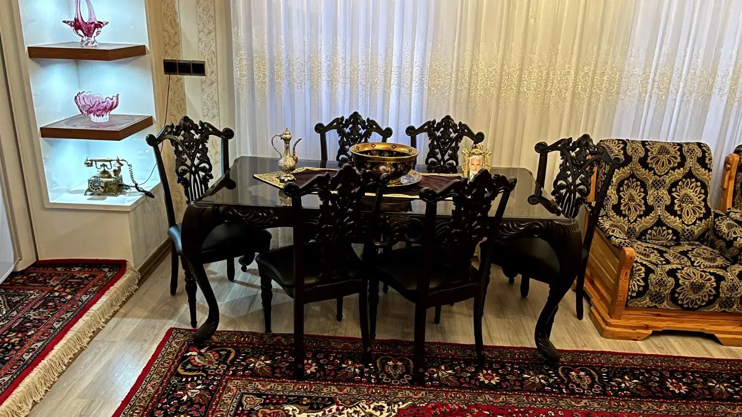 نهارخوری ۶نفره|میز و صندلی غذاخوری|سلماس, |دیوار