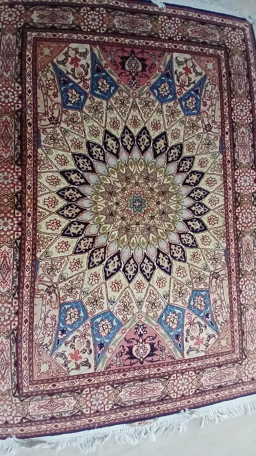 فرش یک ونیم متری تبریز|فرش|پردیس, فاز ۱|دیوار