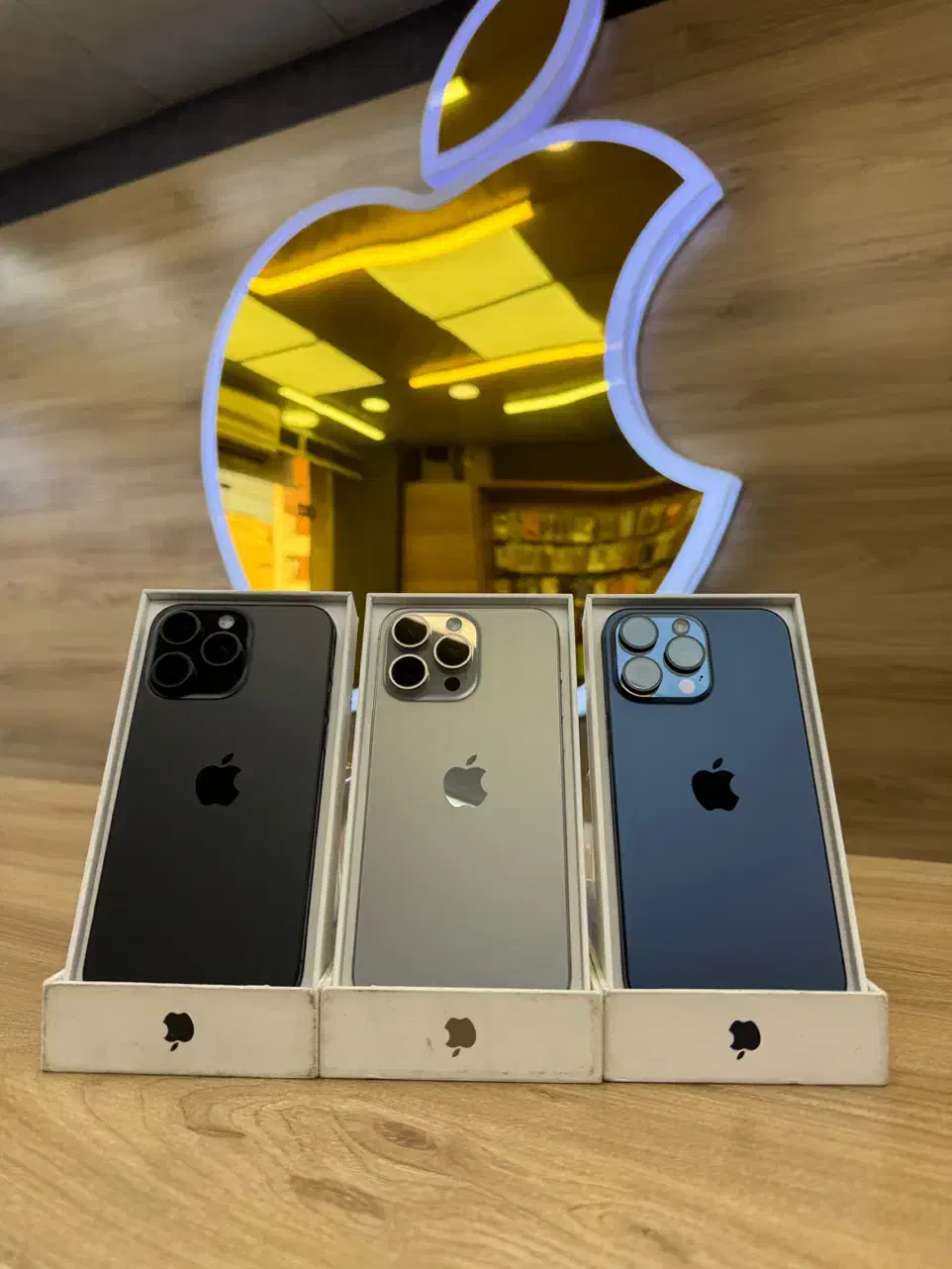 ۱۵ پرومکس ۲۵۶ گیگ باتری بالای ۹۰ رجیستر شده|موبایل|کرج, برغان|دیوار