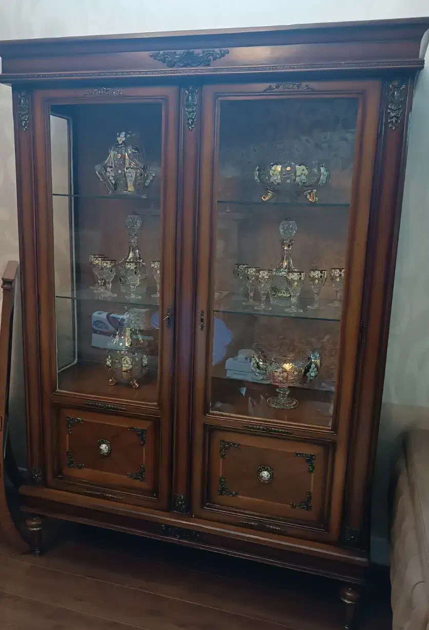 ویترین در حد نو|بوفه، ویترین، کنسول|قم, بکایی|دیوار