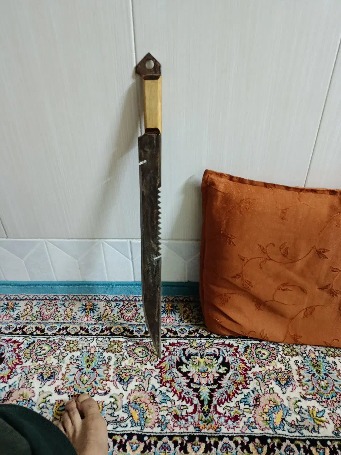 شمشیر|کلکسیون اشیاء عتیقه|بجنورد, |دیوار