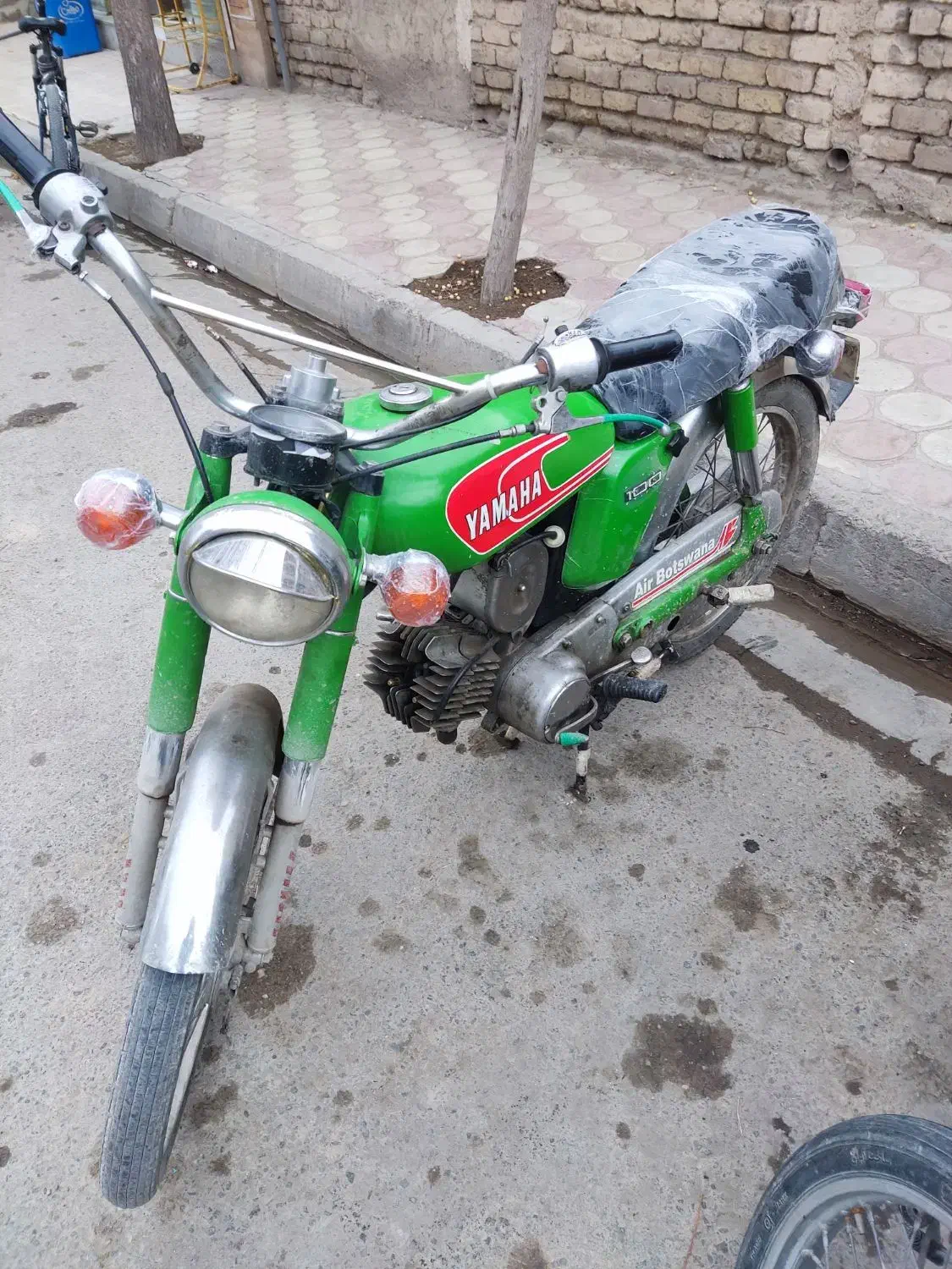 یاماها 100|موتورسیکلت|قم, سراجه (۱۵ خرداد)|دیوار