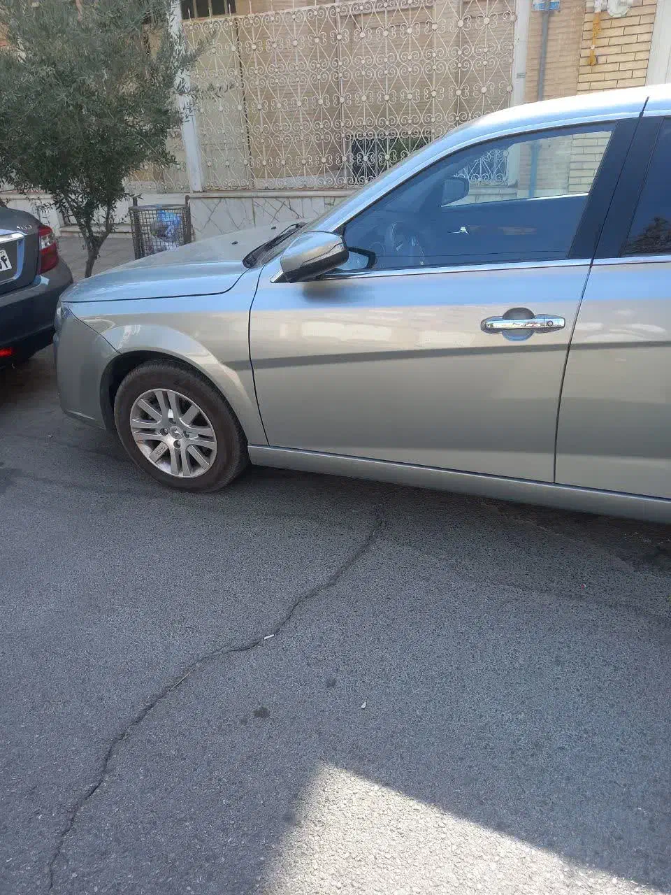 دنا پلاس دنده EF7p|خودرو سواری و وانت|یزد, |دیوار