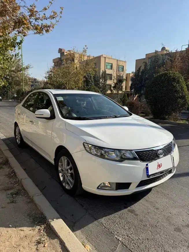 سراتو اپشنال ۹۷ تمیز خانگی|خودرو سواری و وانت|اصفهان, مهرآباد|دیوار