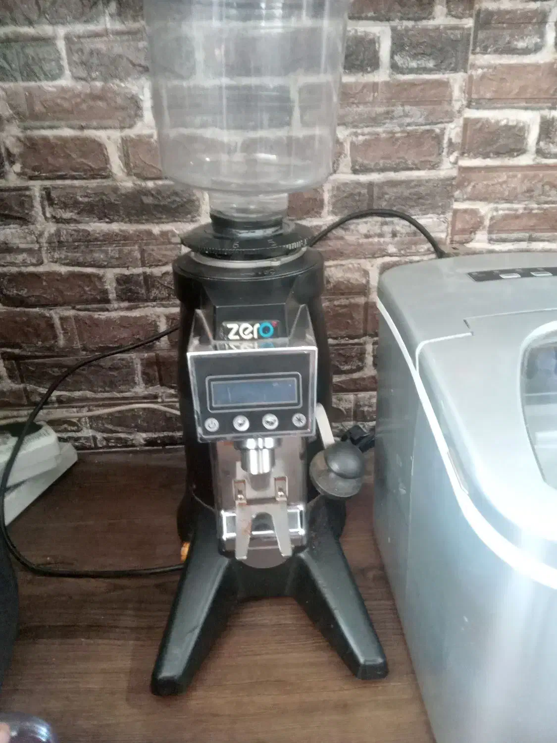 آسیاب صنعتی سیلو قهوه وجای کیک و سیب و اسنک|کافی‌شاپ و رستوران|بندر ماهشهر, |دیوار