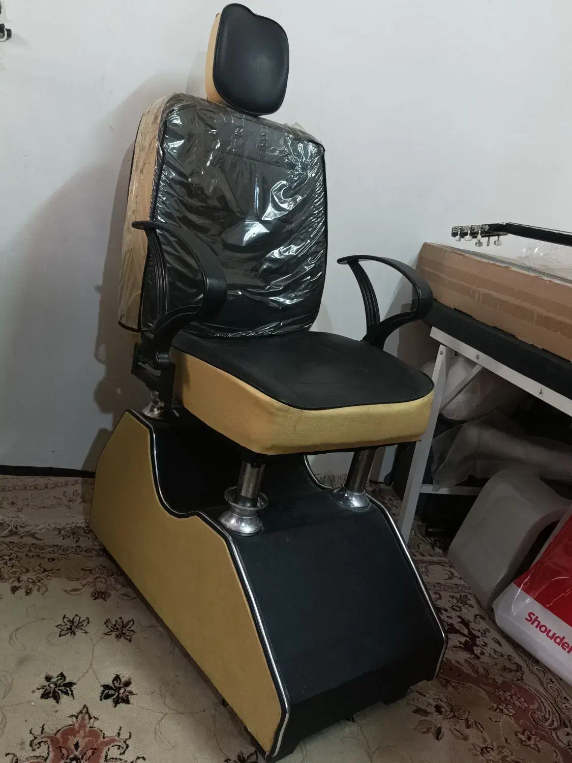 صندلی ارایشگاه|آرایشگاه و سالنهای زیبایی|نهاوند, |دیوار