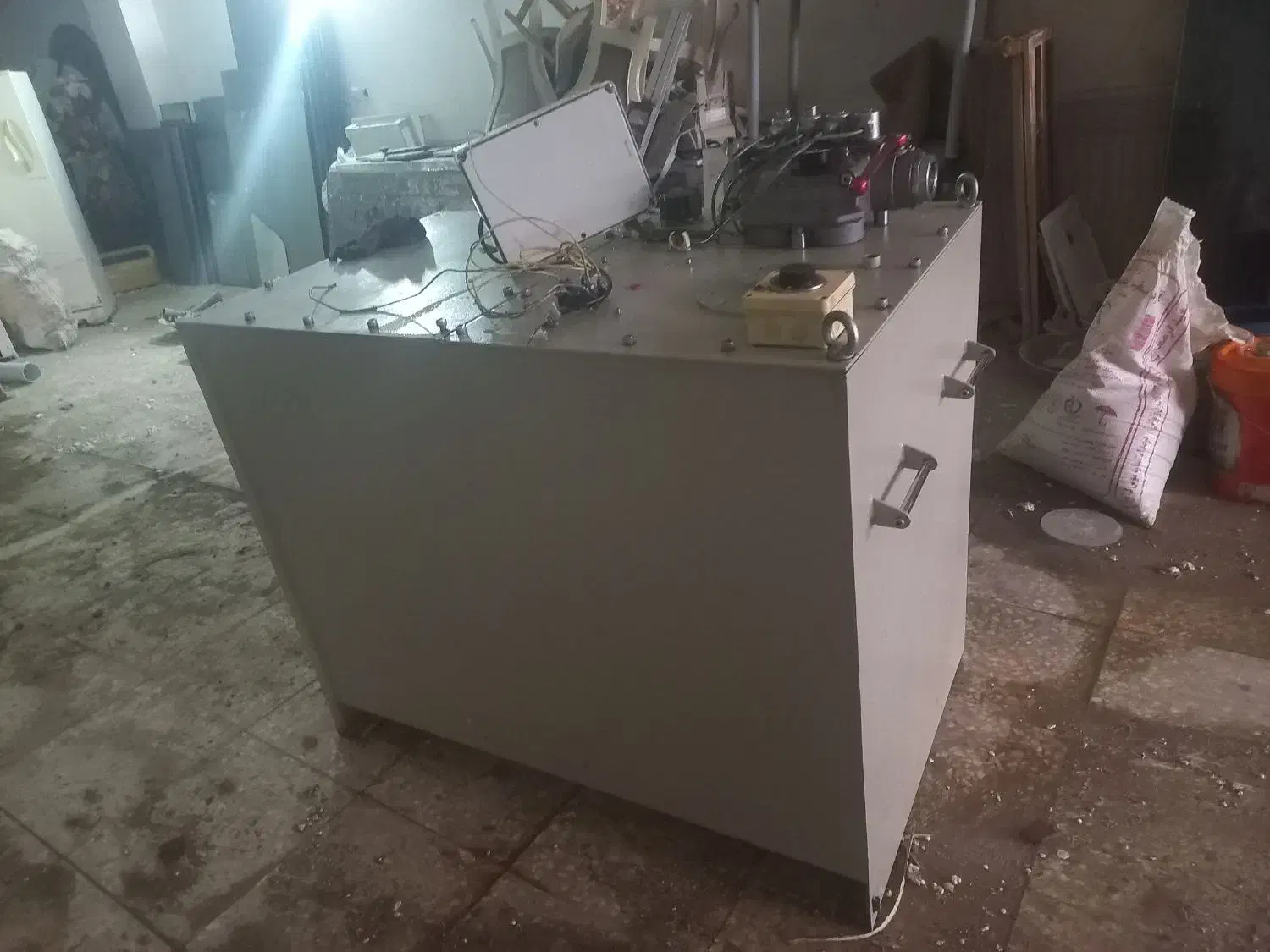 جک و پاور اسانسور جک وسط .۱۵ متر مفید|ماشین‌آلات صنعتی|بجنورد, |دیوار