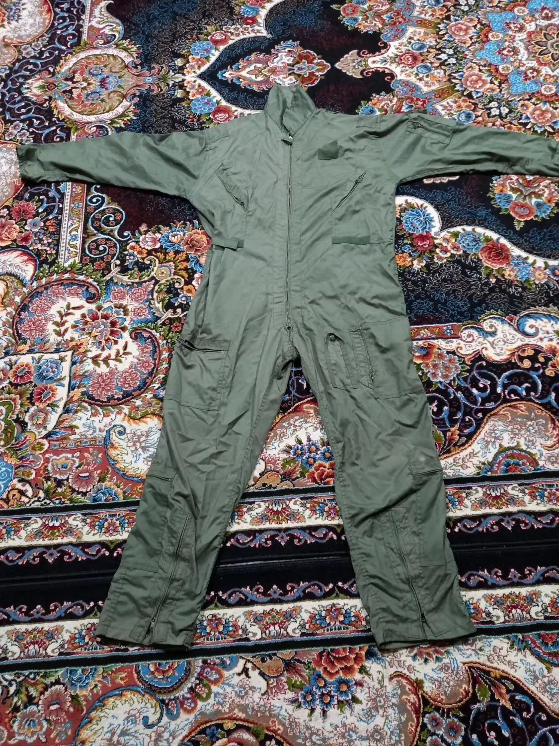 لباس کار یکسره|لباس|مینودشت, |دیوار