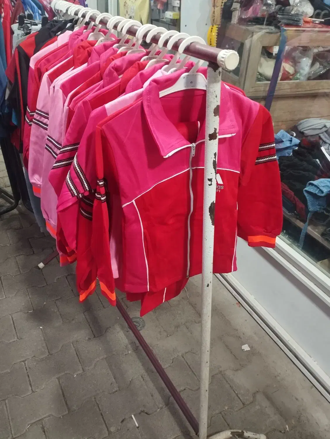 لباس ورزشی|لباس|مرند, |دیوار