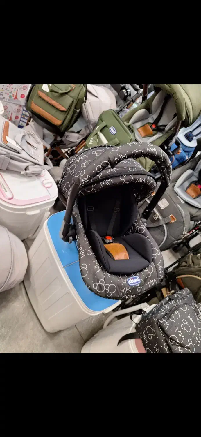 وسیله بچه|کالسکه و لوازم جانبی|آستانه اشرفیه, |دیوار