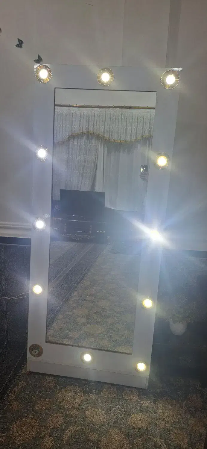 آینه|آینه|بانه, |دیوار