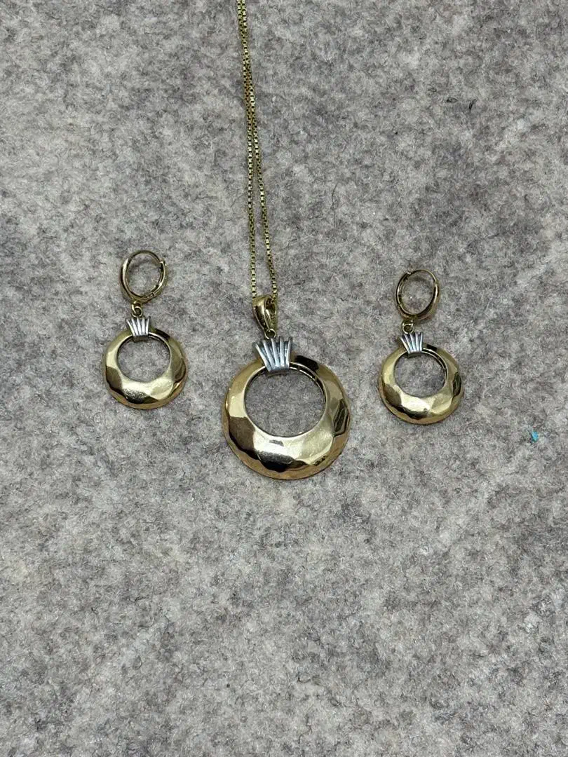 مقداری طلا نو و در حد نو|جواهرات|بهبهان, |دیوار