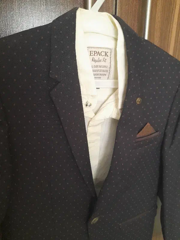 کت پسرانه|کفش و لباس بچه|محمدشهر, شهرک پیام (مهرالبرز)|دیوار