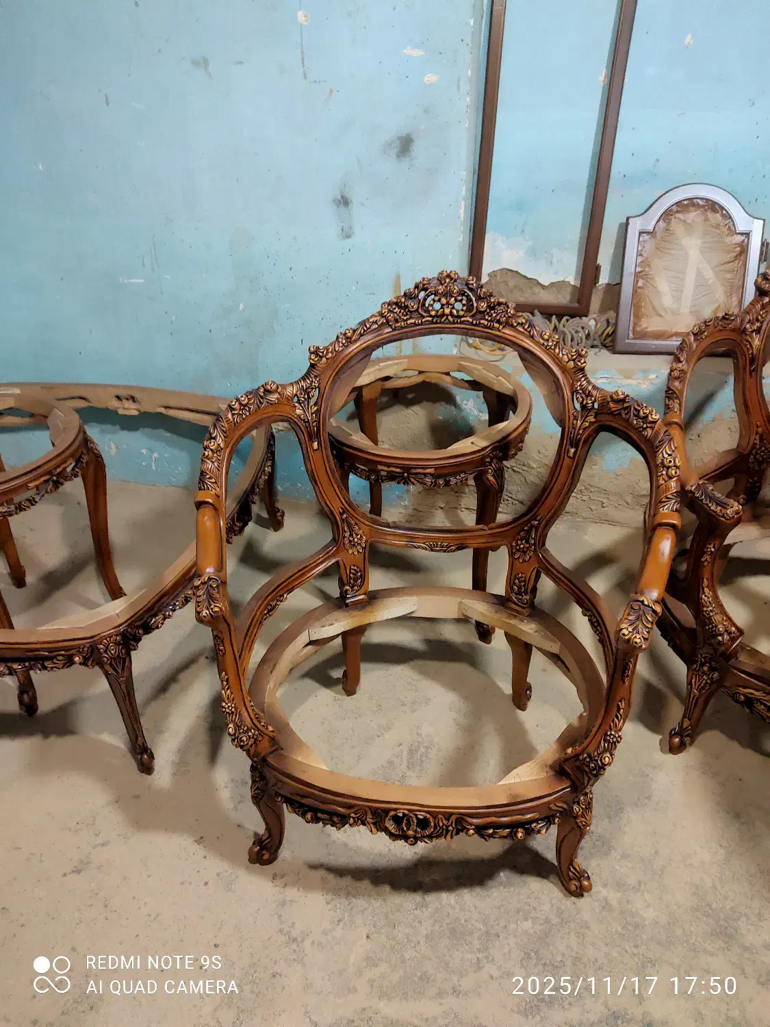 زیر کار درار مبل در رنگکاری|استخدام صنعتی، فنی، مهندسی|ملایر, |دیوار