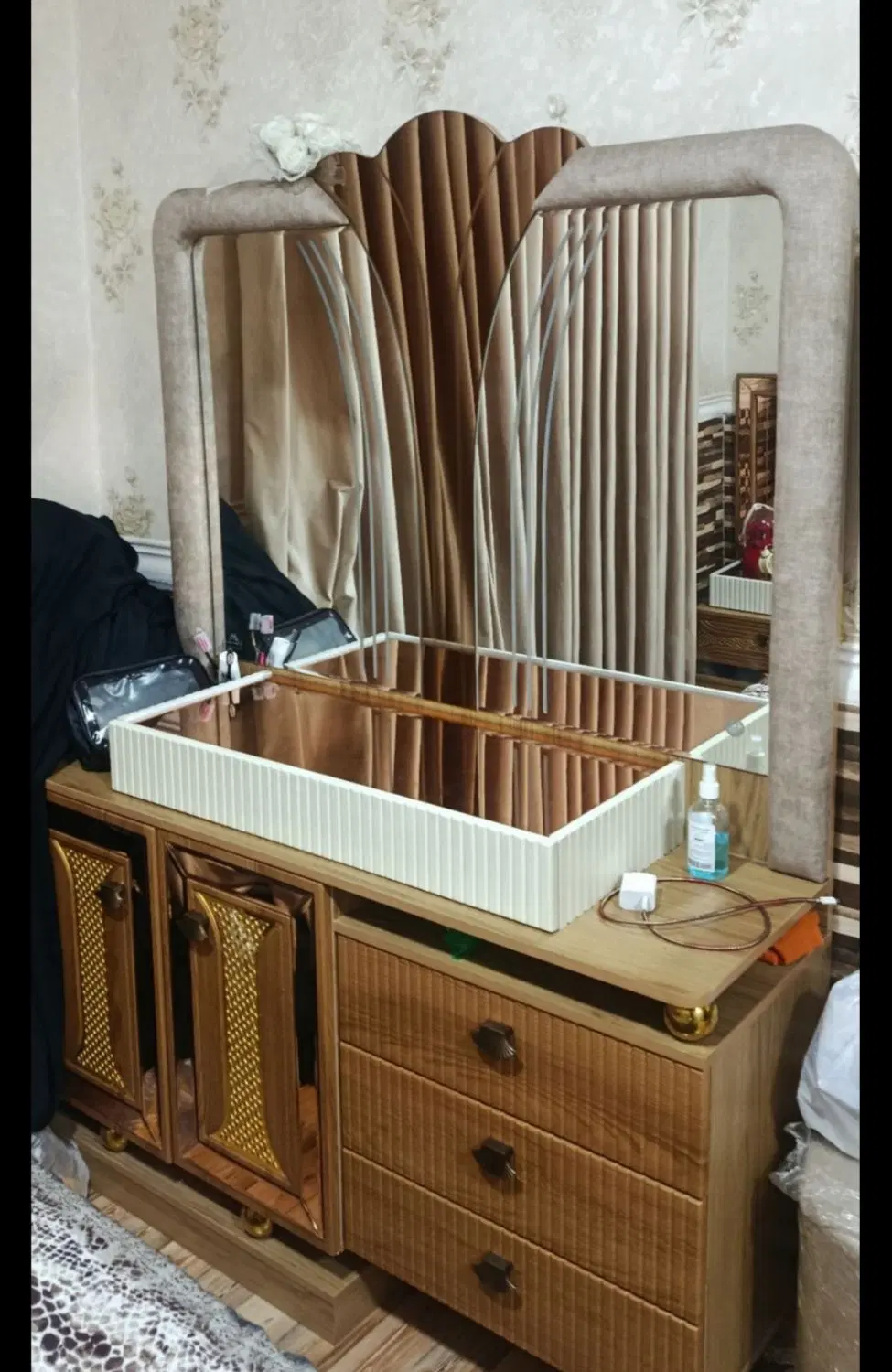 تخت|تخت و سرویس خواب|خرمشهر, |دیوار