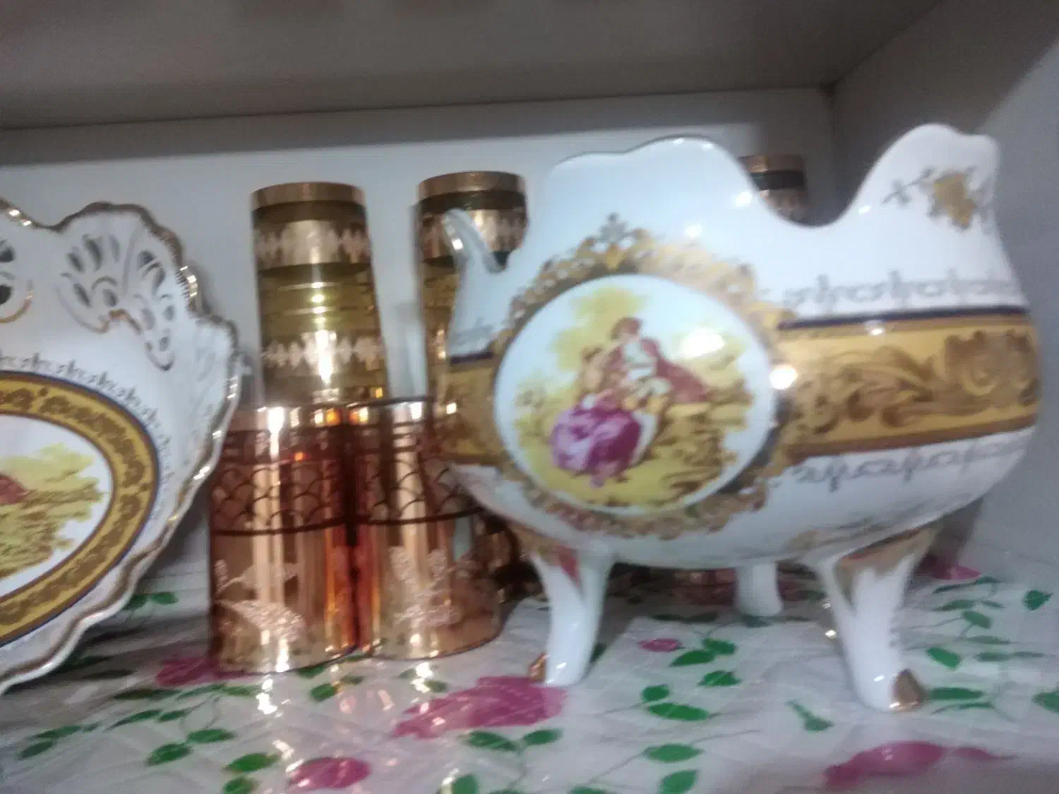 ظروف دکوری دانس|مبلمان خانگی و میز عسلی|یزد, |دیوار