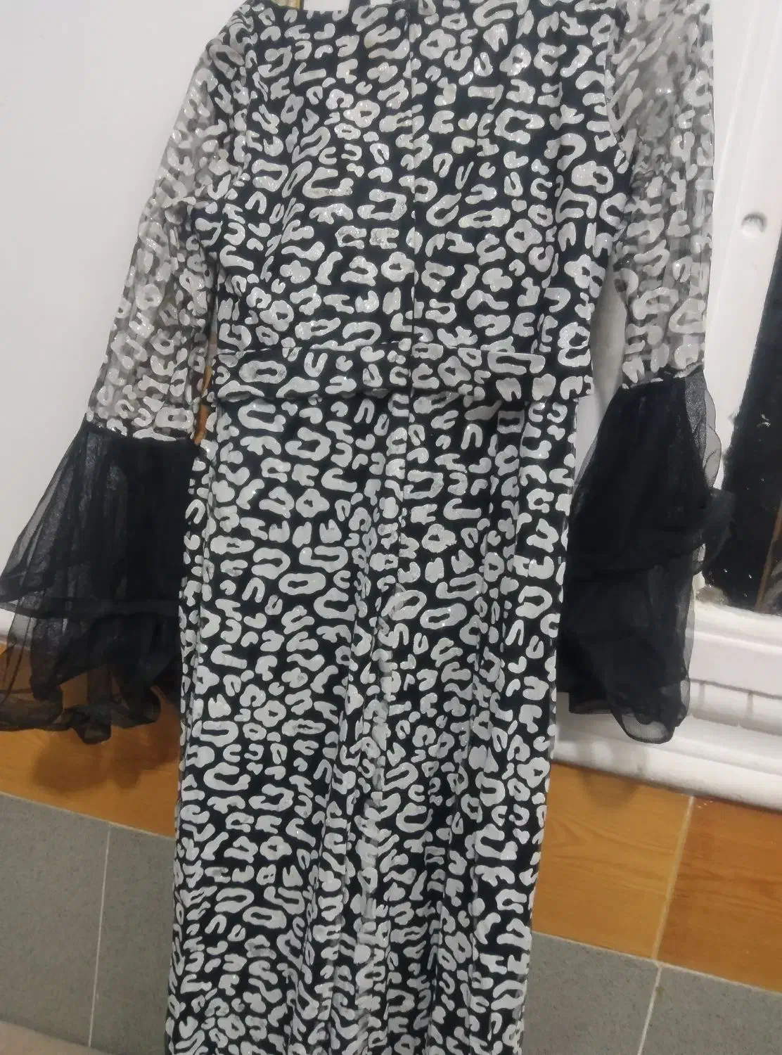 لباس مجلسی|لباس|زابل, |دیوار