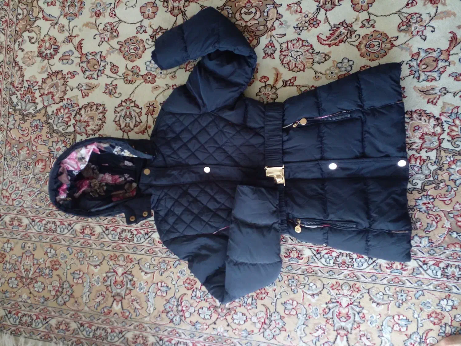 کاپشن بسیار نو نو ۱۰ سال به بالا. شیک و خوش پوش|کفش و لباس بچه|آستانه اشرفیه, |دیوار