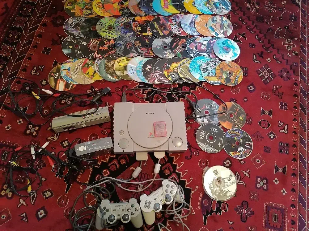 پلی استیشن 1 با سی دی ها|کنسول، بازی ویدئویی و آنلاین|اهواز, کیانپارس |دیوار