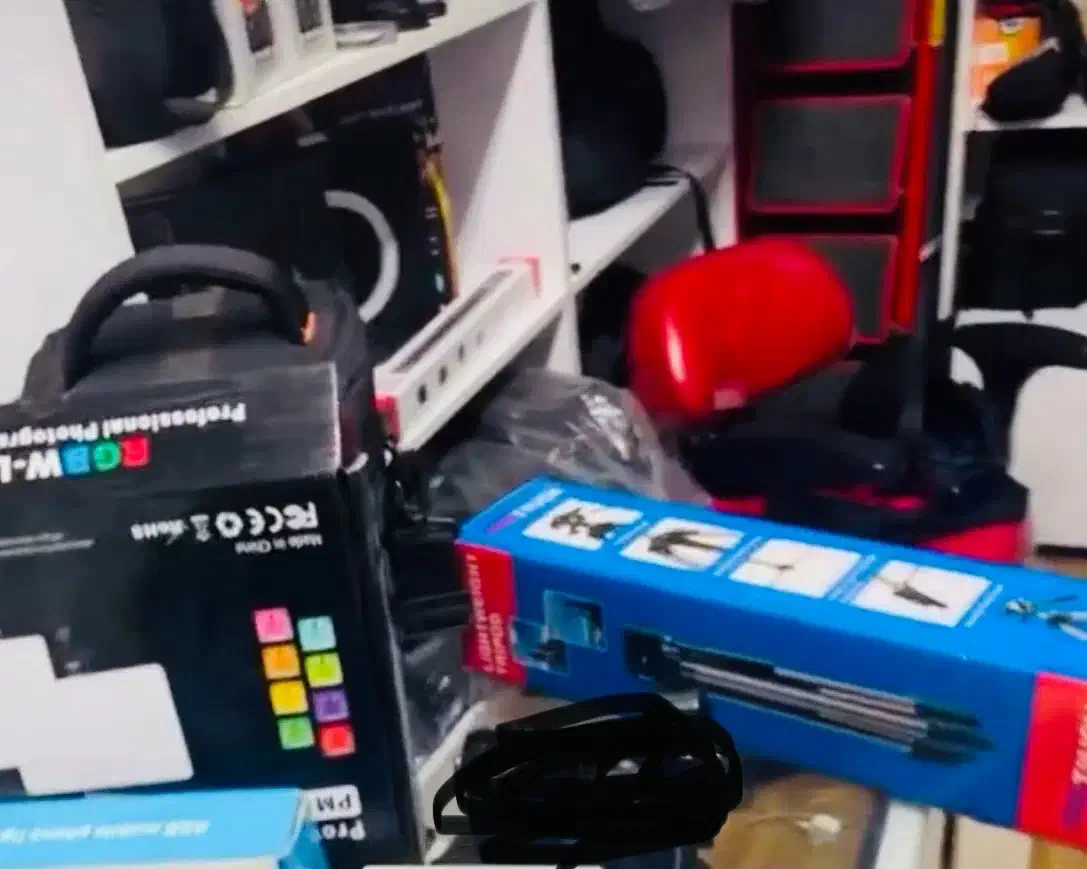 وسایل جانبی دوربین کیف،سافت لایت،سه پایه|دوربین عکاسی و فیلم‌برداری|میناب, |دیوار