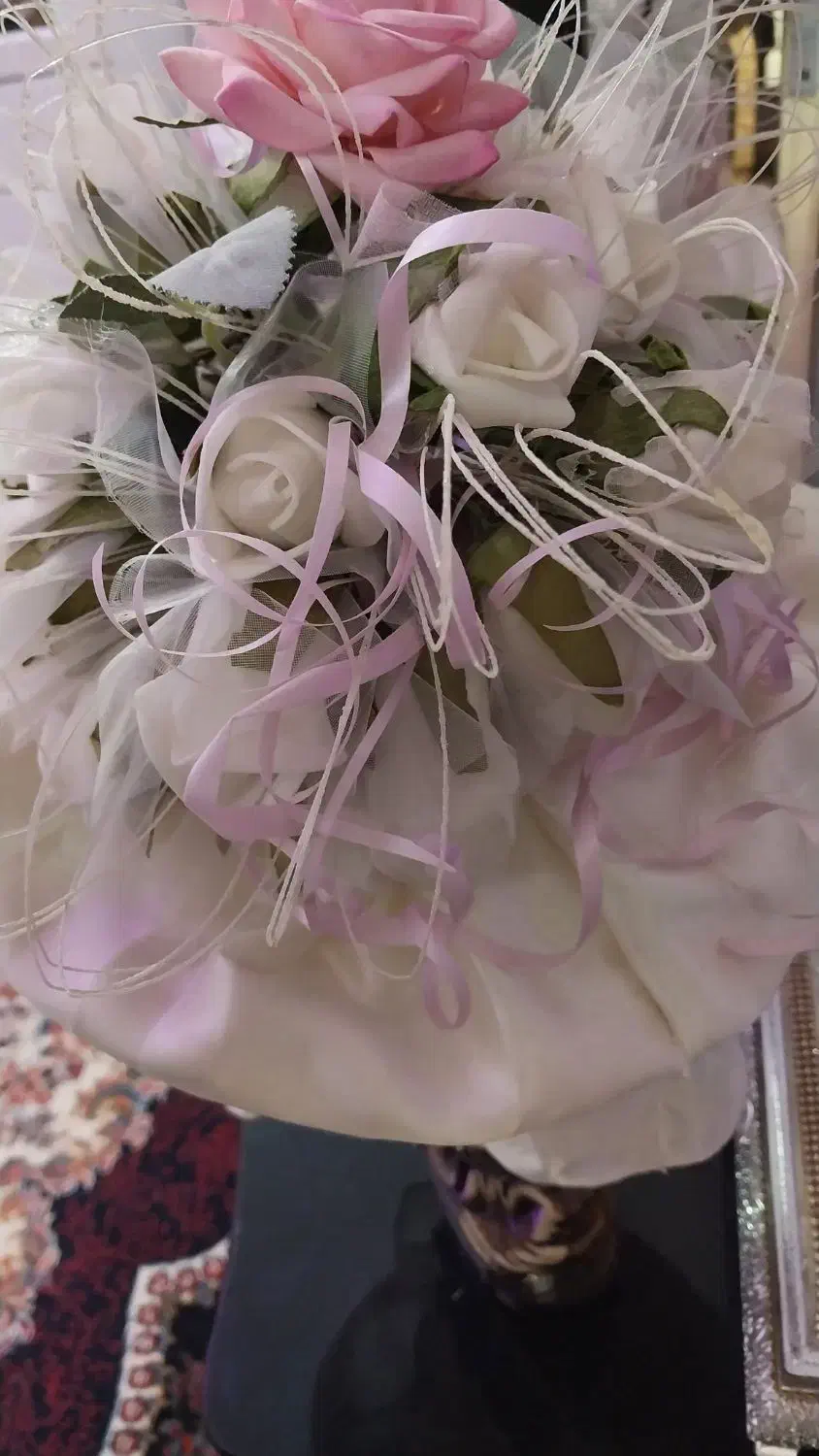 دو عدسته گل عروس وداماد نو|گل مصنوعی|قائن, |دیوار