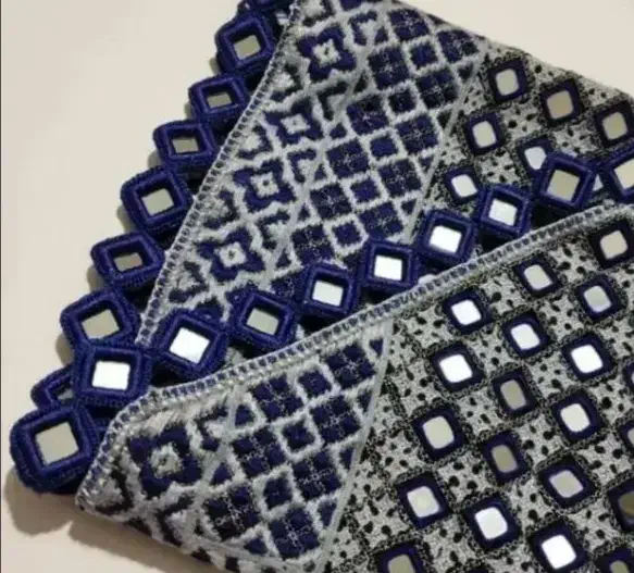 خیاط زی استین هزار اینه هستم|لباس|زهک, |دیوار