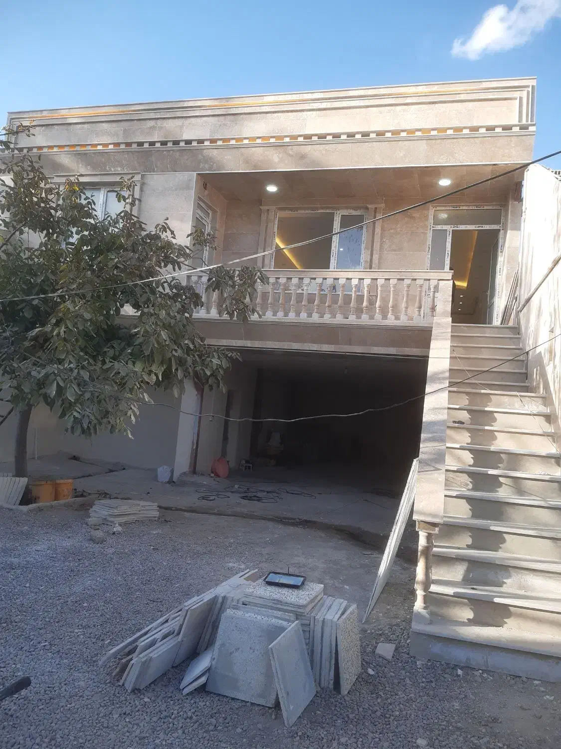 اجرای نمای آجر چسبی و دوغابی وسنگ و کاشی|خدمات پیشه و مهارت|محمدیه-قزوین, |دیوار