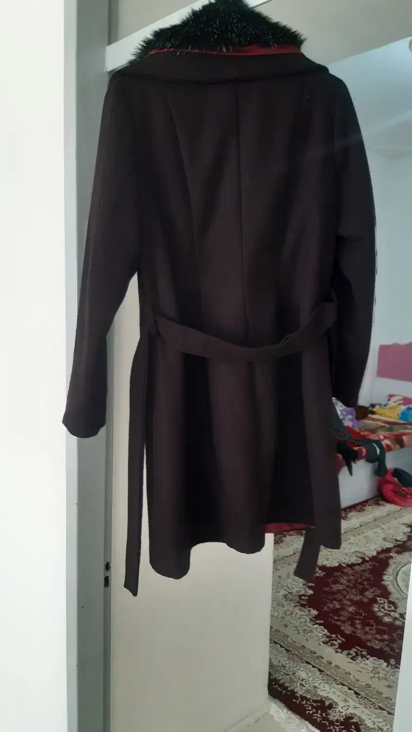 پالتو خزدارولباس تکواندووشلوار جین|لباس|کرمانشاه, |دیوار