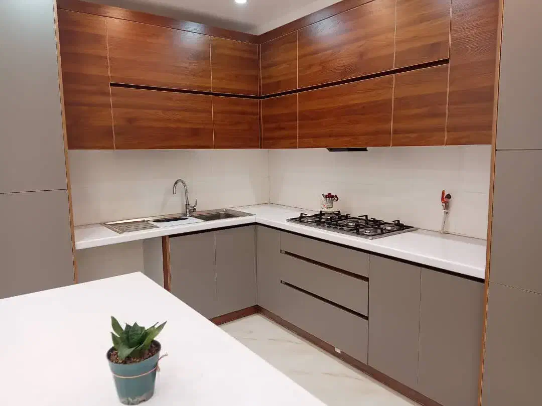 رهن و اجاره آپارتمان دوخوابه واقع چهارراه آریا|اجارهٔ آپارتمان|شیراز, باغ تخت|دیوار