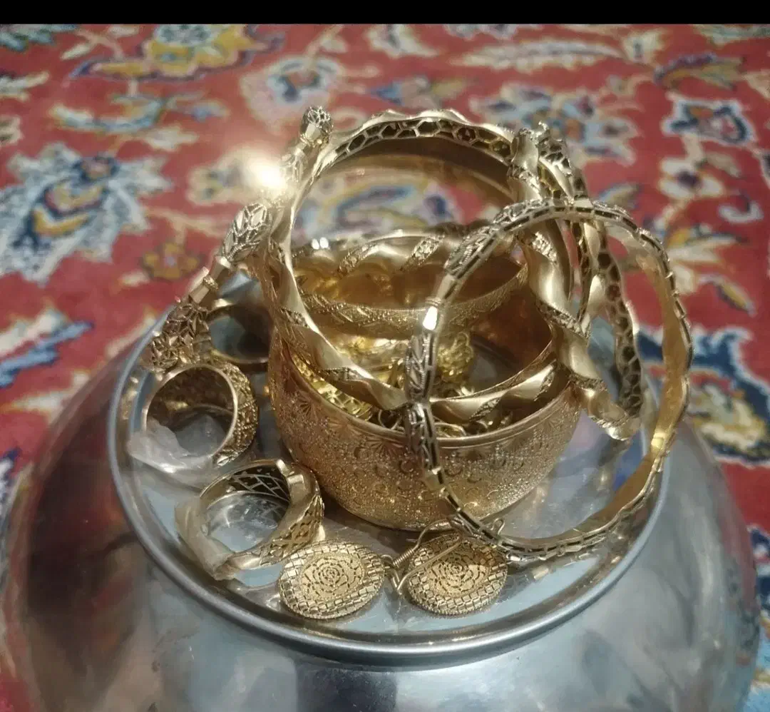 110گرم طلا)گوشواره دستبند النگوگردنبند(|جواهرات|تربت‌حیدریه, باغ سلطانی|دیوار