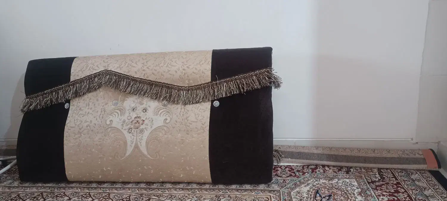 پشتی|پشتی|اسلامآباد غرب, |دیوار