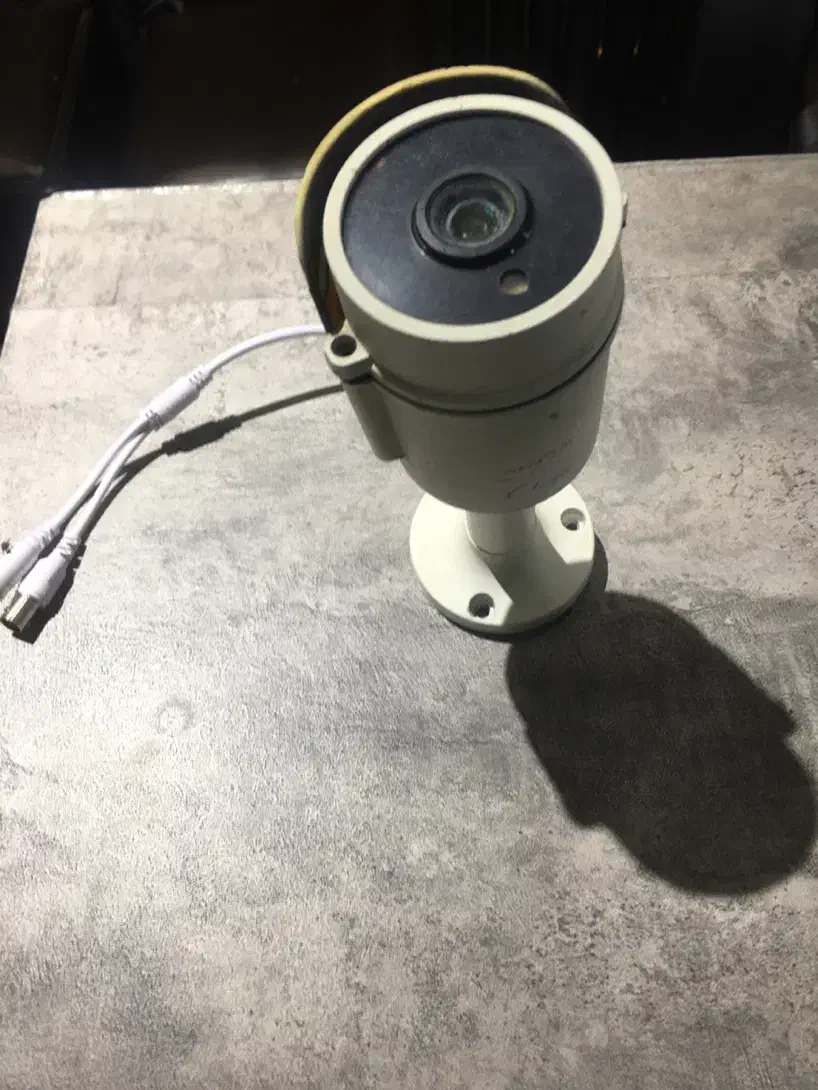 دو عدد دوربین استوک قیمت توافقی|دوربین مداربسته|دزفول, |دیوار