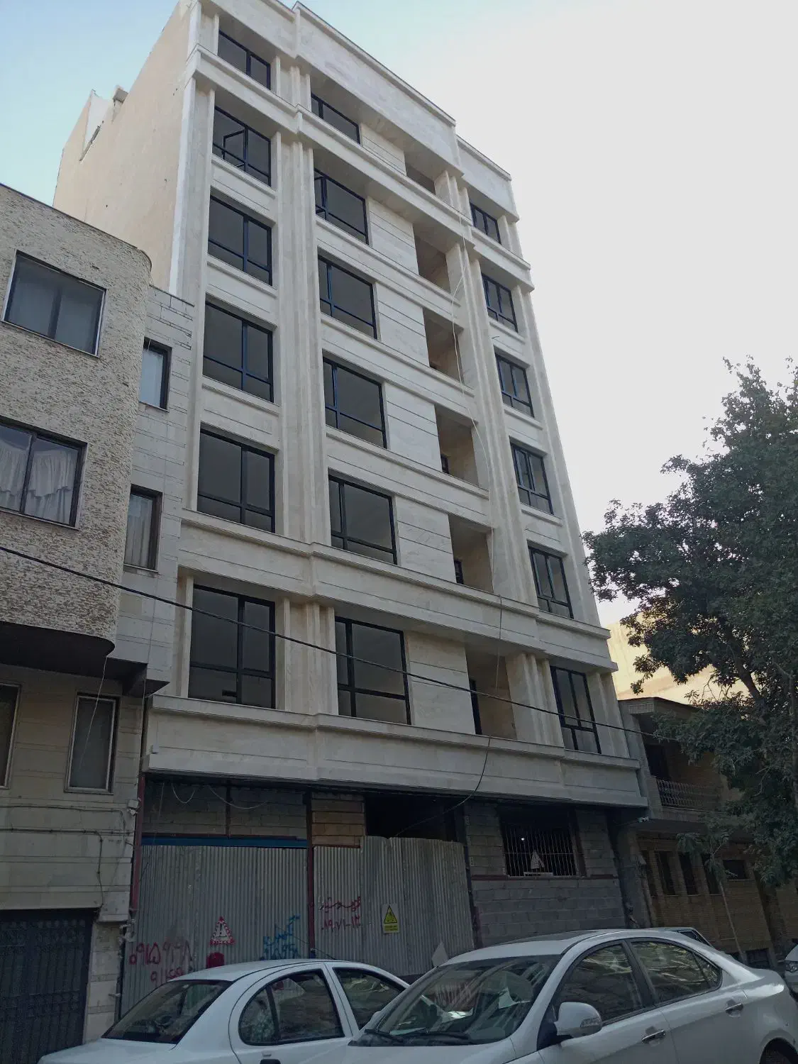 سنگکاری و ایزوگام علیزاده|خدمات پیشه و مهارت|مشهد, بهمن|دیوار