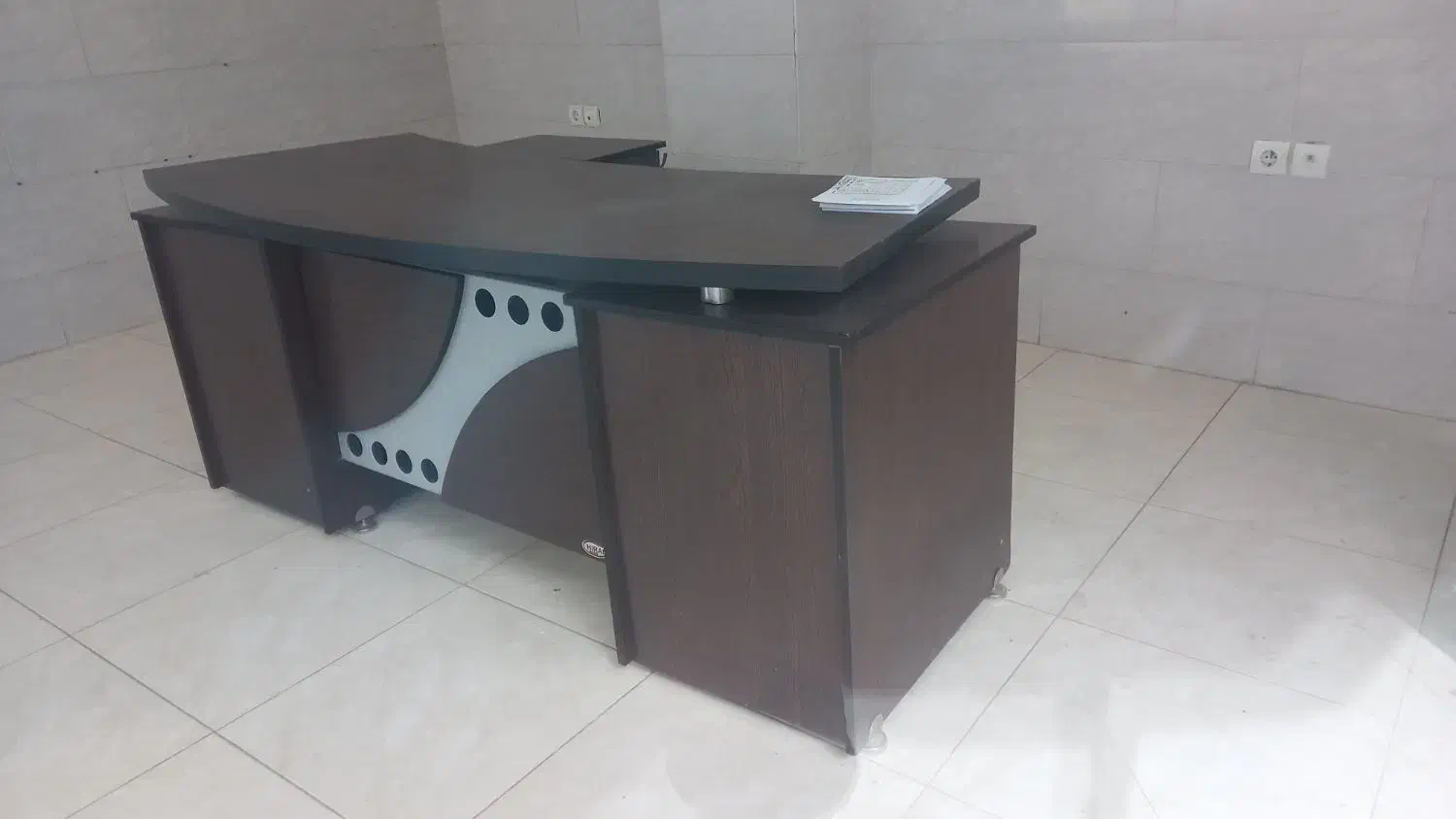 میز مدیریت برای تمام مشاغل|مبلمان اداری|فولادشهر, B7|دیوار