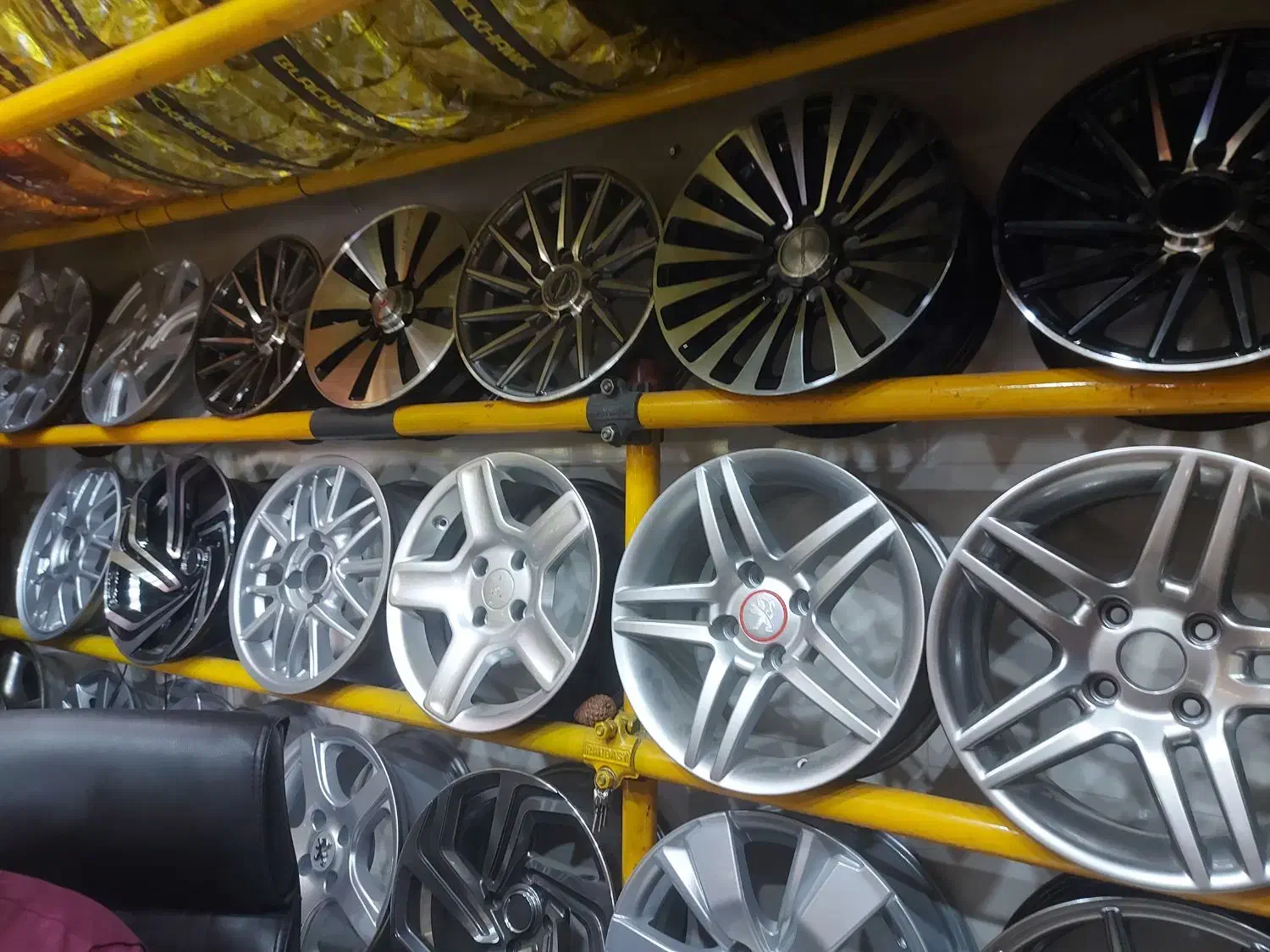 نیرو برا مغازه لاستیک فروشی|استخدام صنعتی، فنی، مهندسی|نجف‌آباد, شریعتی|دیوار