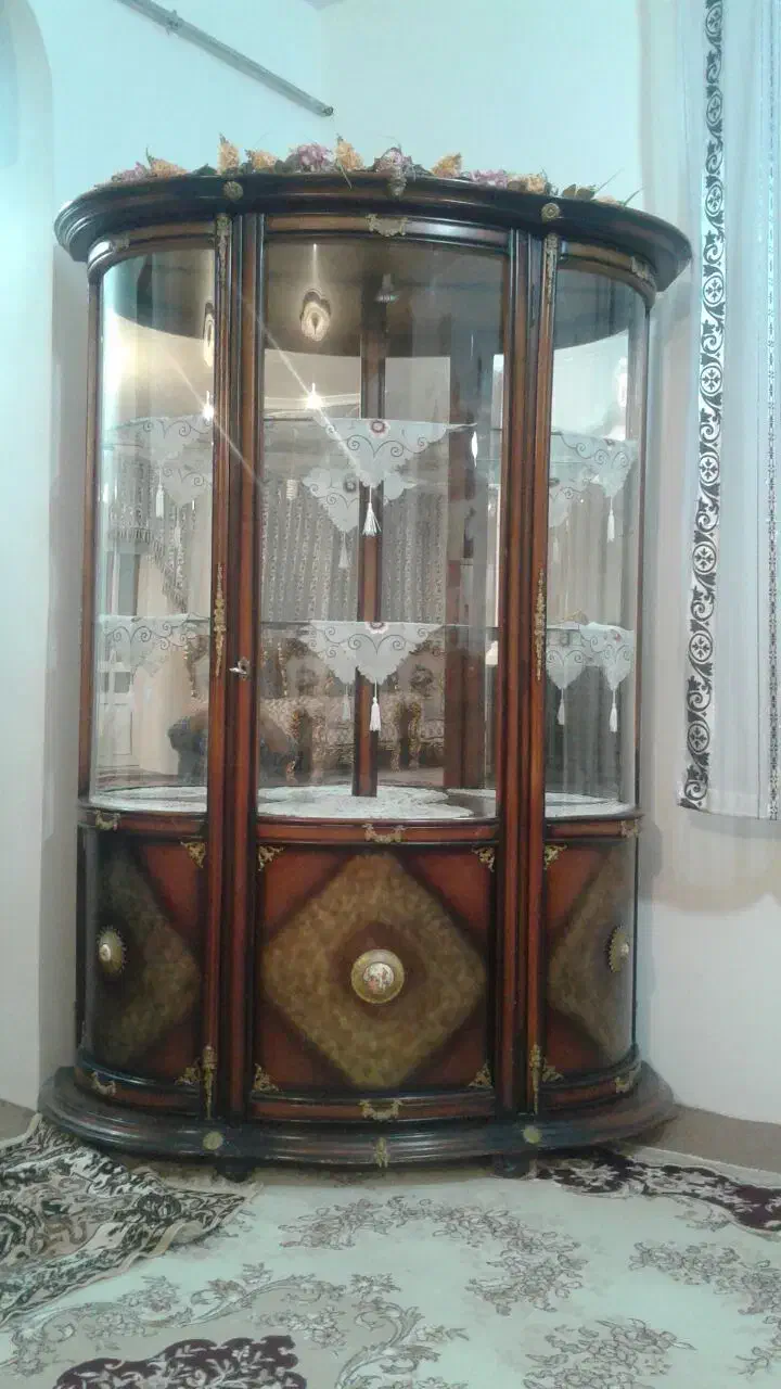 بوفه ومیز تلویزیون|بوفه، ویترین، کنسول|قره ضیاالدین, |دیوار