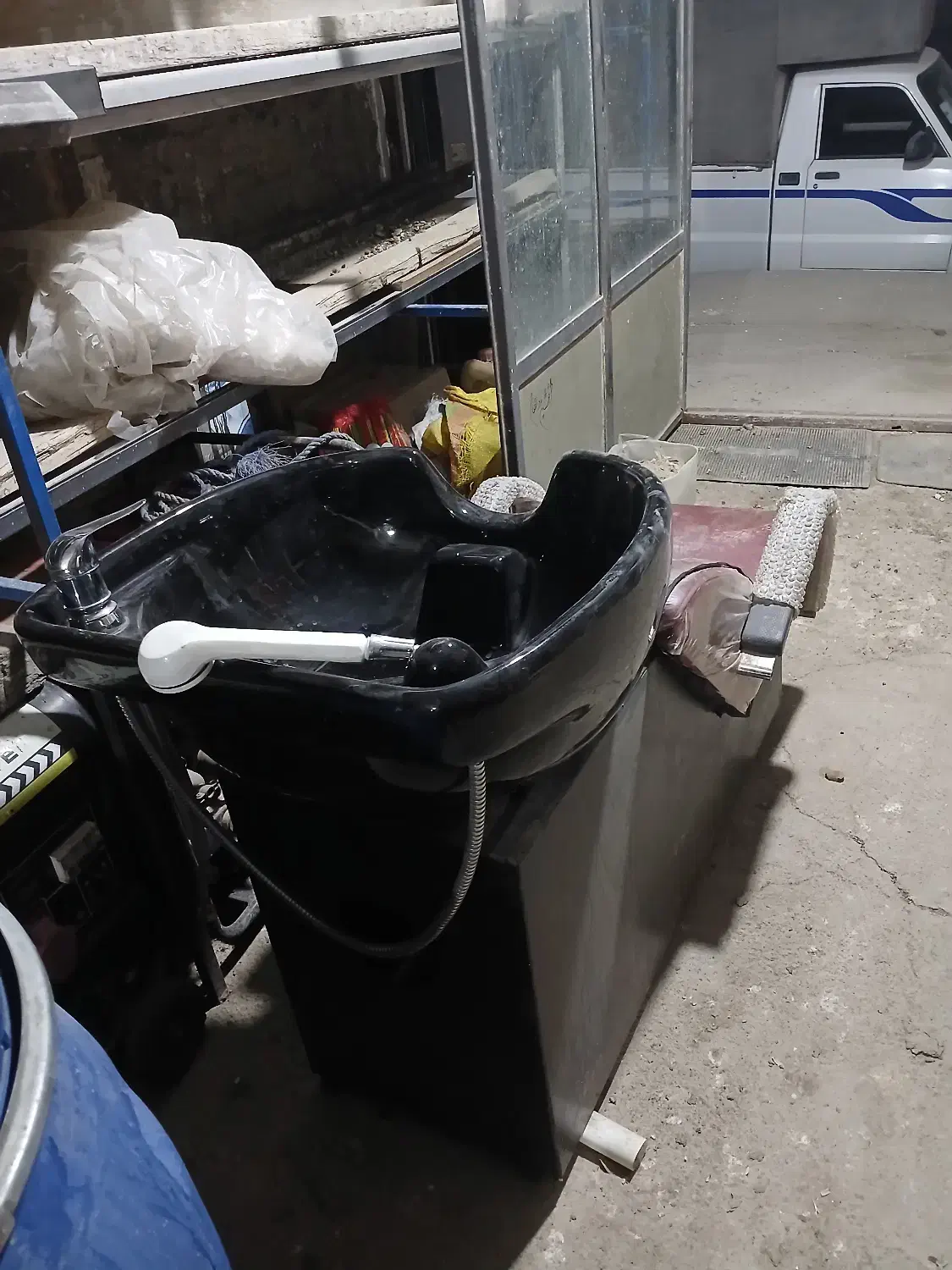 صندلی سرشور نو و صندلی اصلاح|آرایشگاه و سالنهای زیبایی|ماهدشت, |دیوار