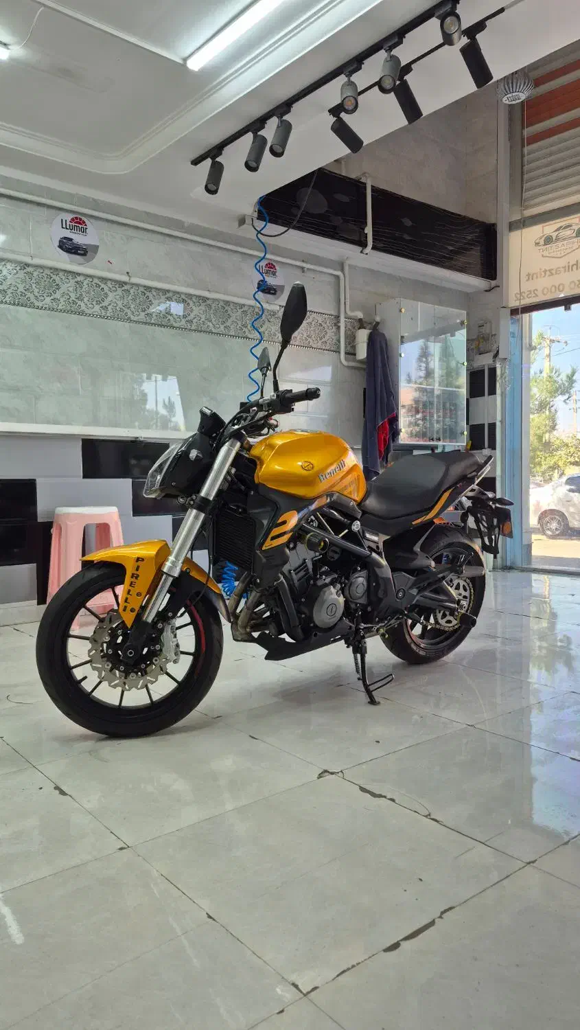بنلی 300 1402تمام فابریک|موتورسیکلت|شیراز, شهرک والفجر|دیوار