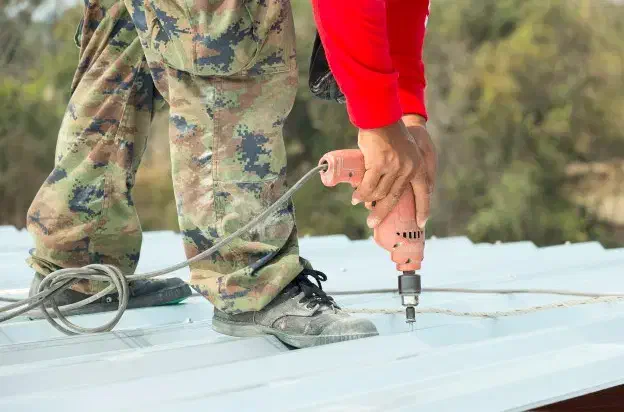 نصب انواع ورق نصاب پانل شیروانی جوشکاری سایبان|خدمات پیشه و مهارت|شیراز, سفیرشمالی|دیوار